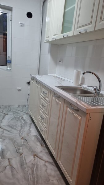 Unirii, bd. Cantemir stradal, 2 minute metrou